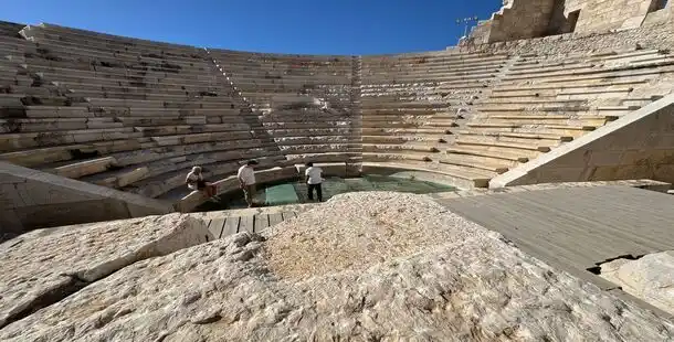 Tour gallery 1